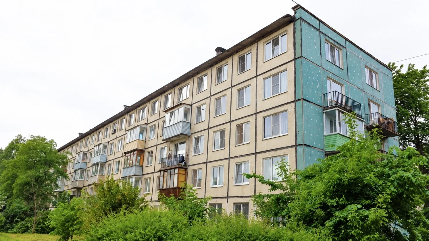 Однокомнатная квартира на Большой Пороховской улице в Санкт-Петербурге, приобретённая для студентки ИТМО с сопровождением риэлтора