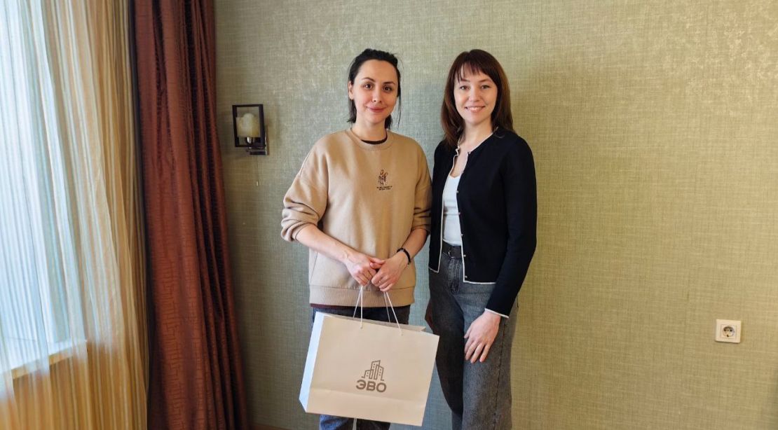 фотография двухкомнатной квартиры на пятом этаже, интерьер, вид из окна