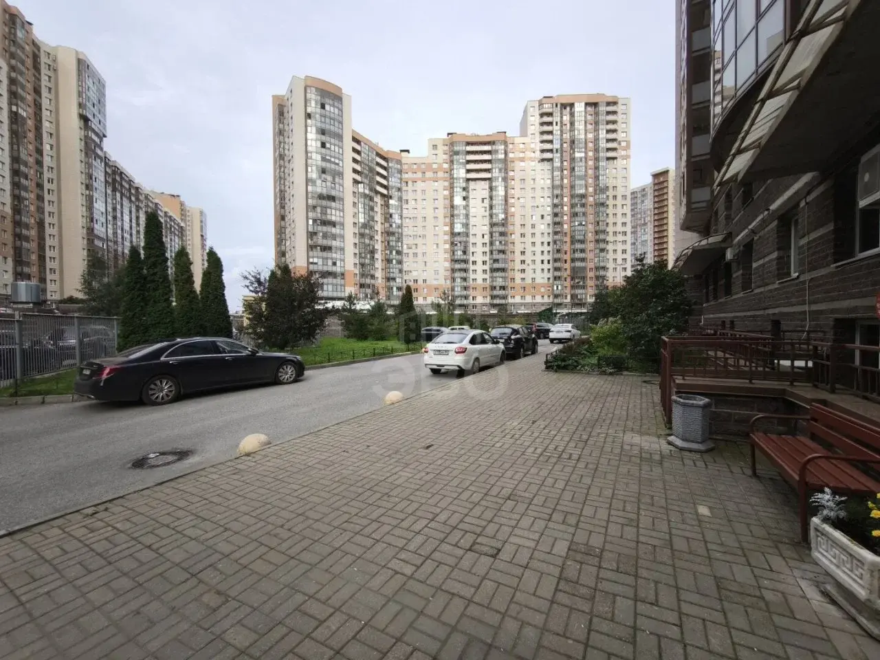 однокомнатная квартира в Санкт-Петербурге по адресу: Королёва проспект, 63, к 1