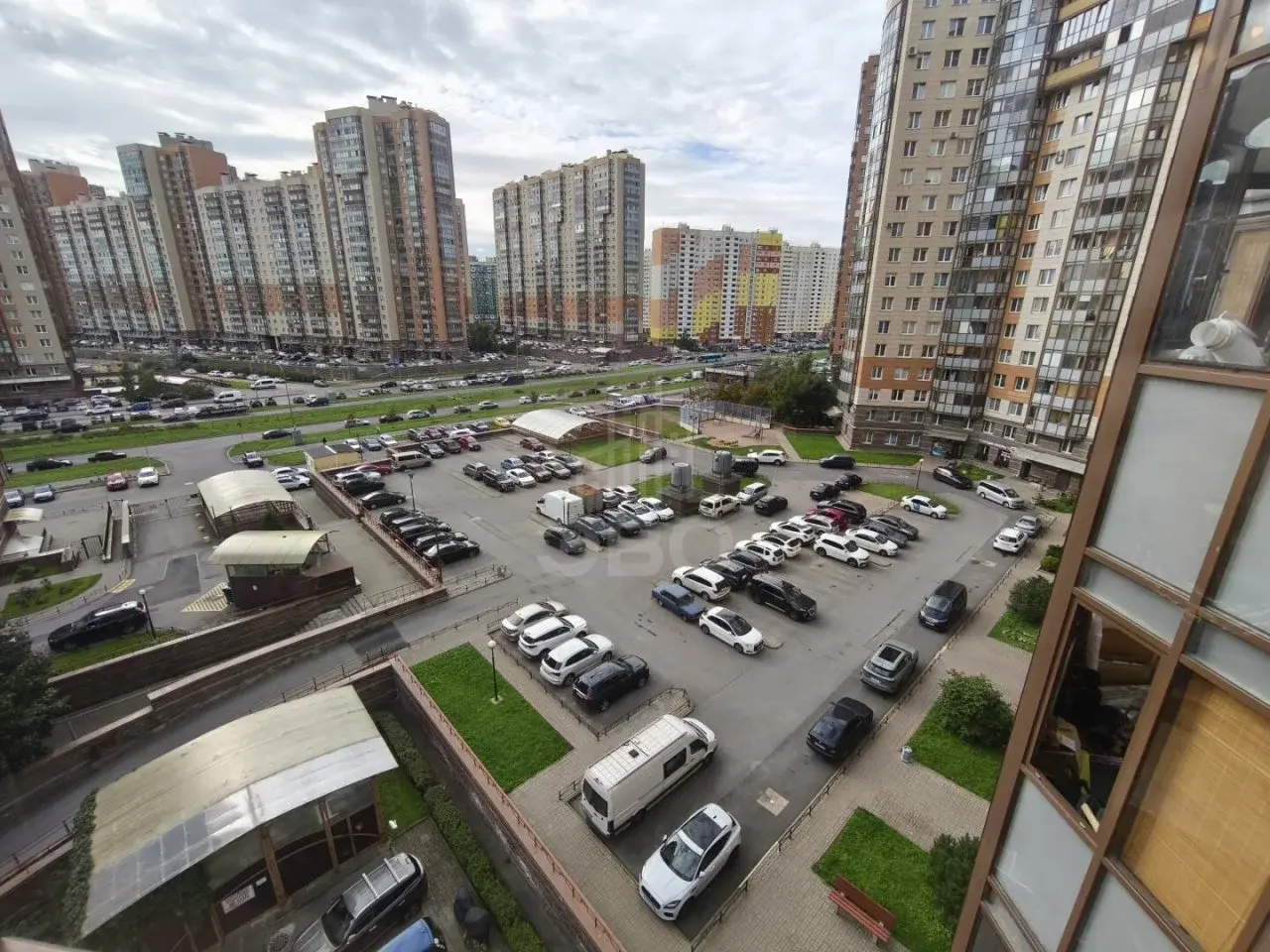 однокомнатная квартира в Санкт-Петербурге по адресу: Королёва проспект, 63, к 1