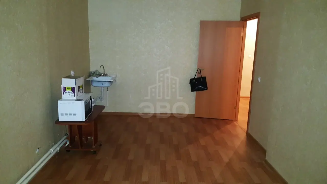 однокомнатная квартира в Санкт-Петербурге по адресу: Заречная ул., 33, к.1