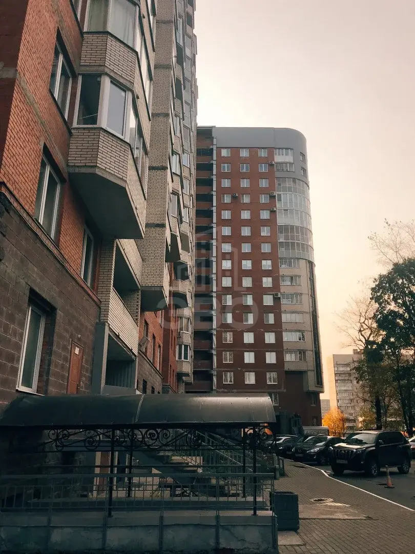 однокомнатная квартира в Санкт-Петербурге по адресу: Новоколомяжский пр-кт., 11