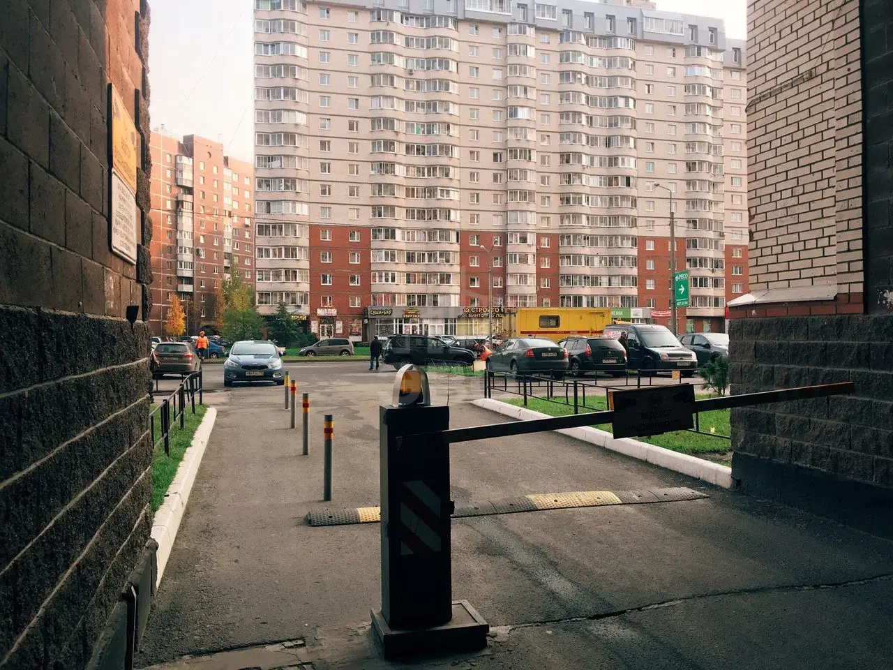 однокомнатная квартира в Санкт-Петербурге по адресу: Новоколомяжский пр-кт., 11