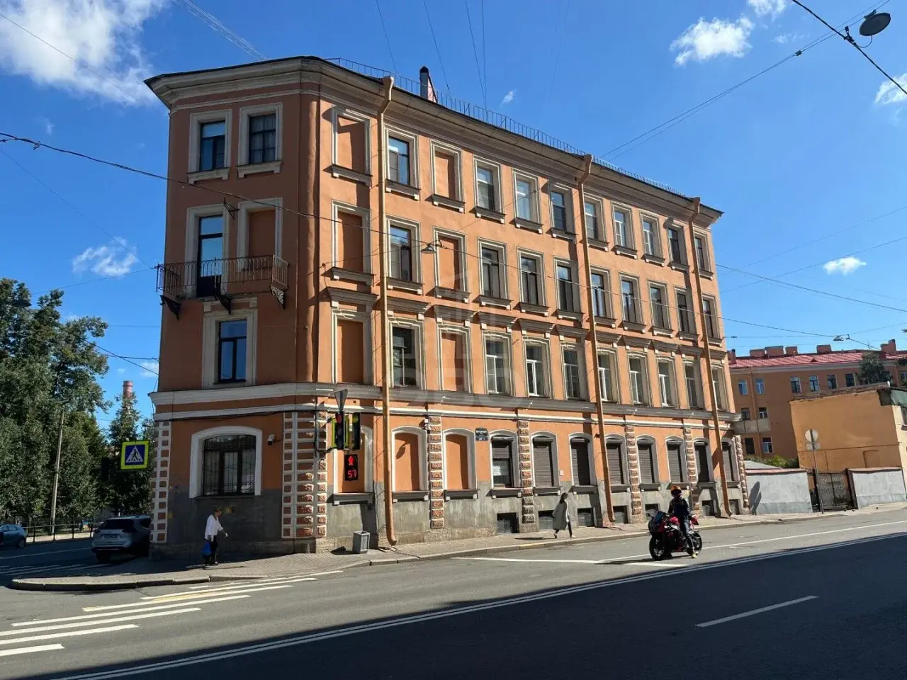 однокомнатная квартира в Санкт-Петербурге по адресу: Бакунина проспект, 9