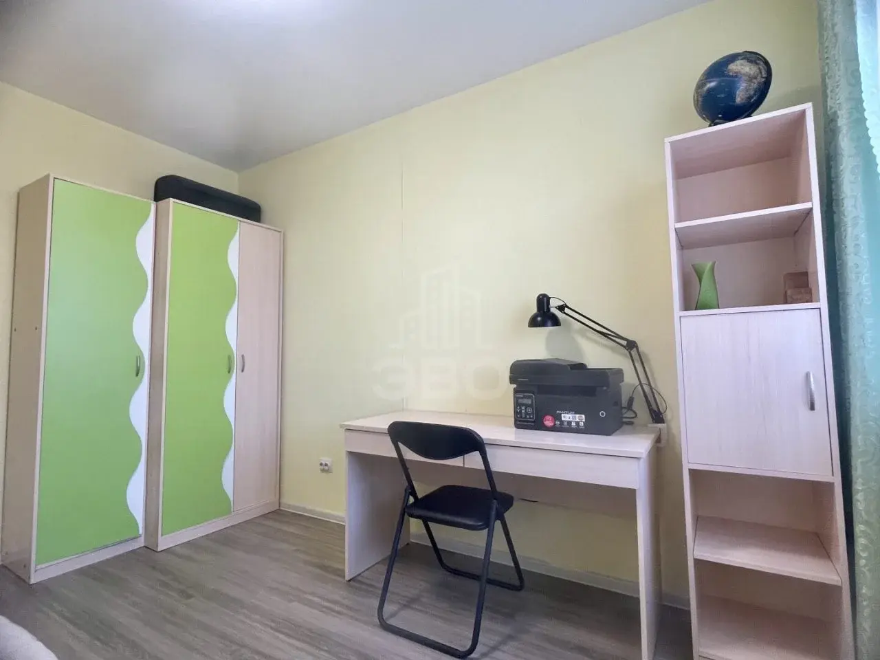 трехкомнатная квартира в Санкт-Петербурге по адресу: Шишкина ул., 309, к 1, строение 1