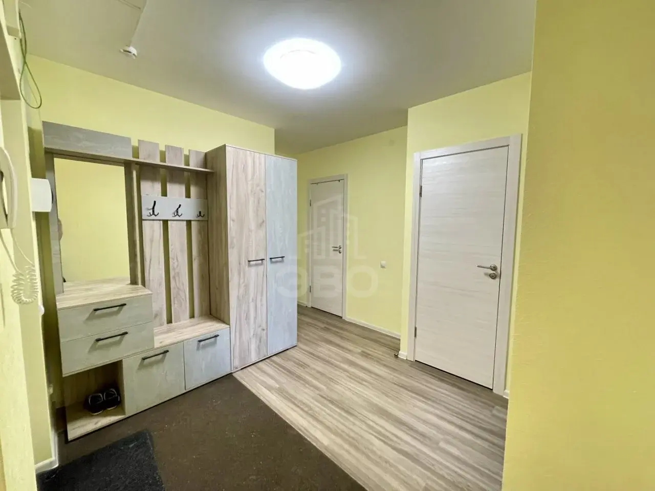трехкомнатная квартира в Санкт-Петербурге по адресу: Шишкина ул., 309, к 1, строение 1