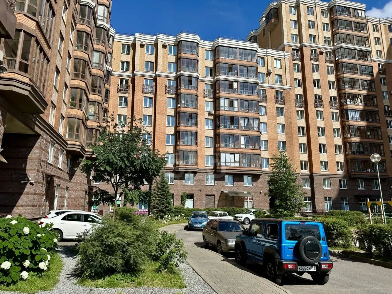 однокомнатная квартира в Санкт-Петербурге по адресу: Лиственная ул., 18, к 1