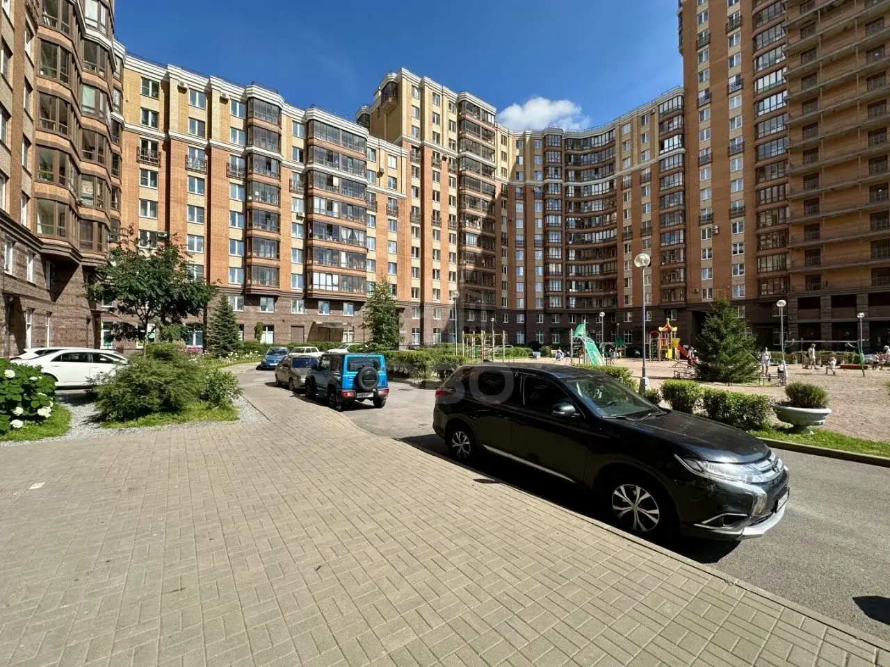 однокомнатная квартира в Санкт-Петербурге по адресу: Лиственная ул., 18, к 1