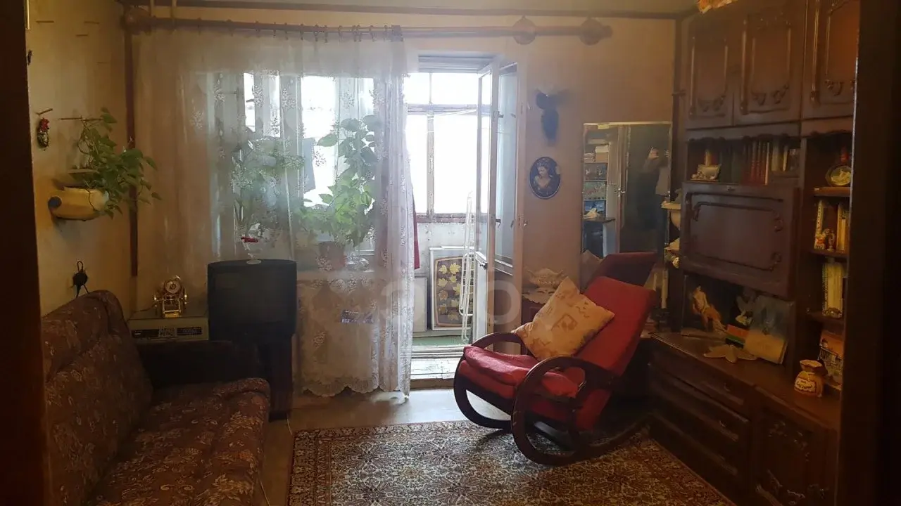трехкомнатная квартира в Санкт-Петербурге по адресу: Ильюшина ул., 15