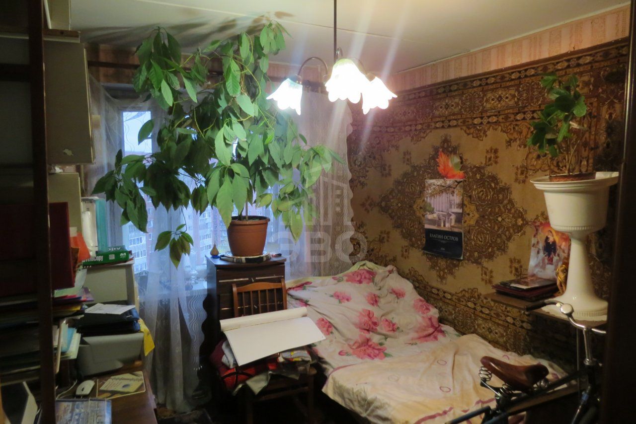 трехкомнатная квартира в Санкт-Петербурге по адресу: Ильюшина ул., 15