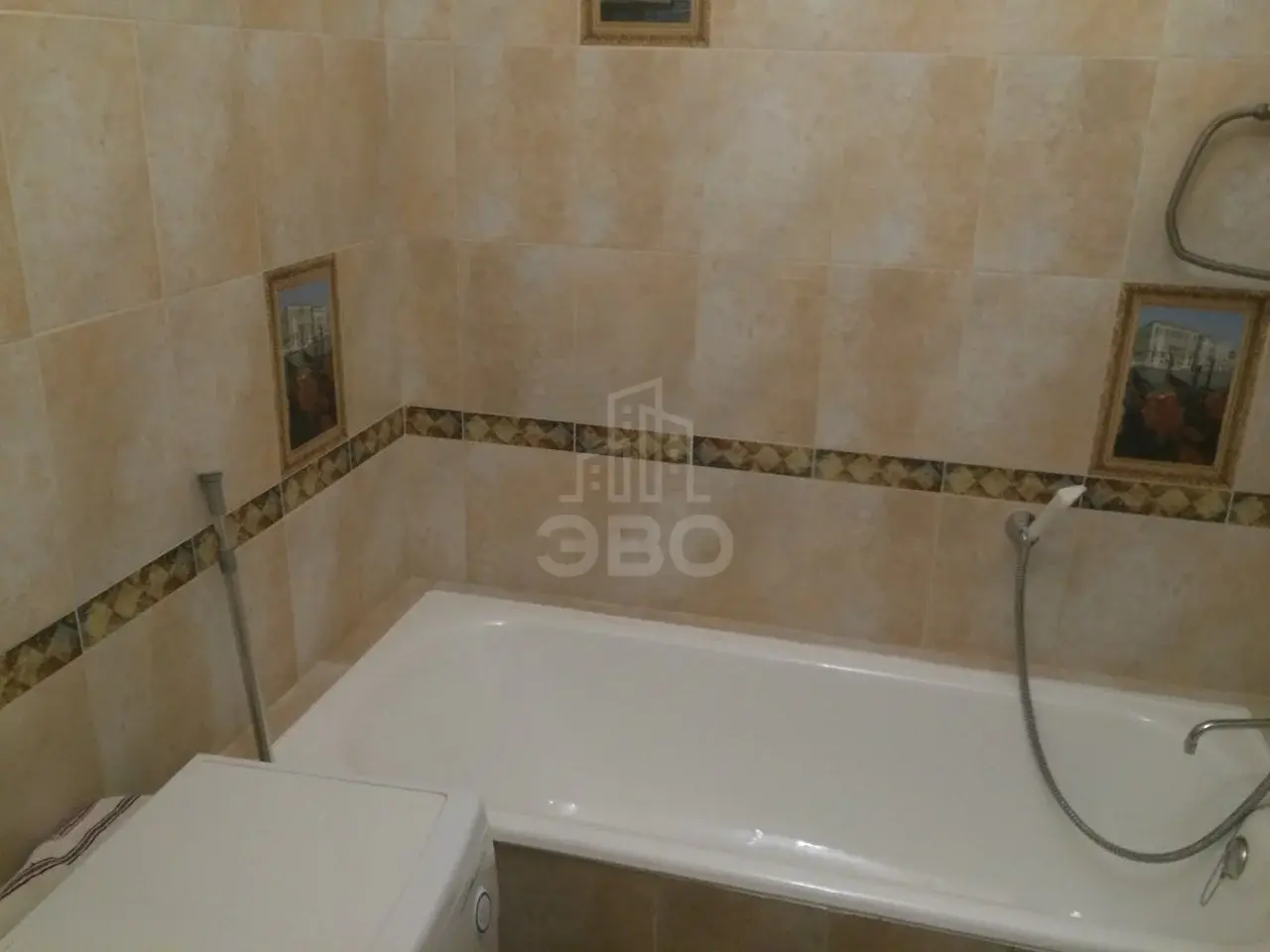 двухкомнатная квартира в Санкт-Петербурге по адресу: Энгельса дом 7