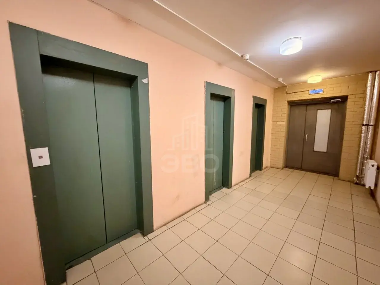 однокомнатная квартира в Санкт-Петербурге по адресу: Караваевская ул., 28, к 1
