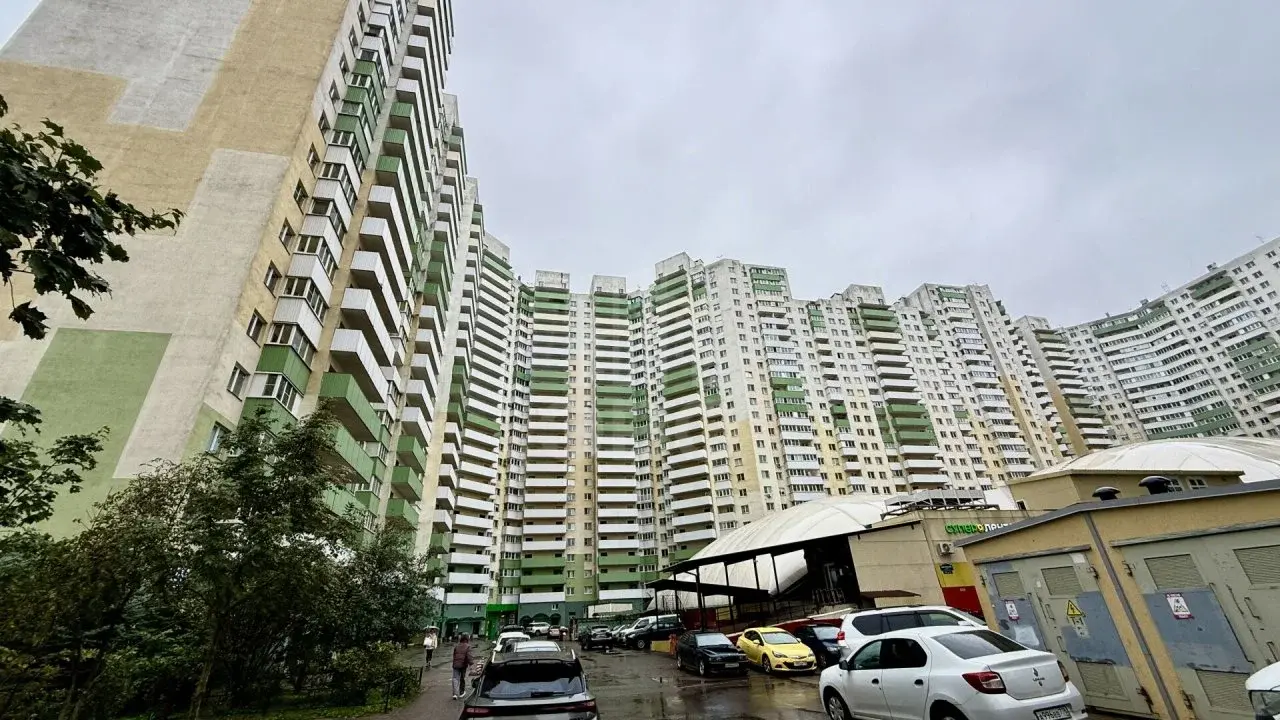 однокомнатная квартира в Санкт-Петербурге по адресу: Новгородская ул., 10, литера а