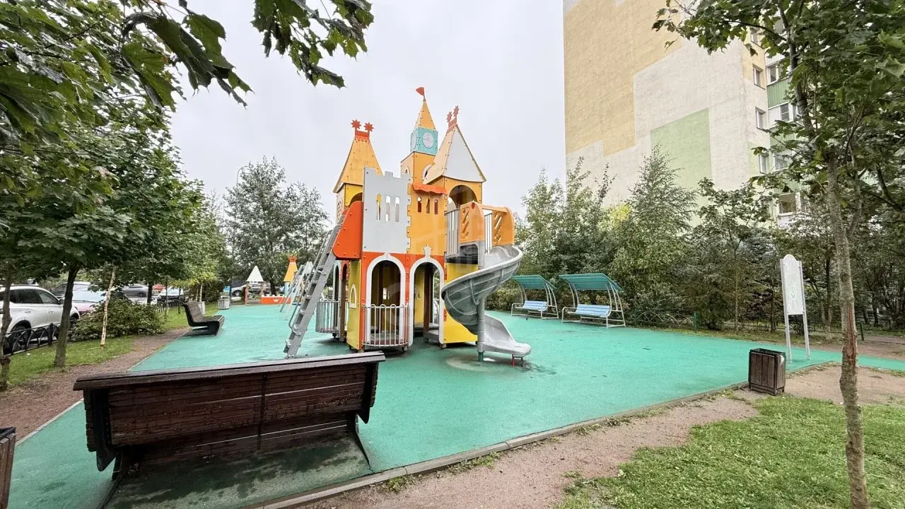 однокомнатная квартира в Санкт-Петербурге по адресу: Новгородская ул., 10, литера а