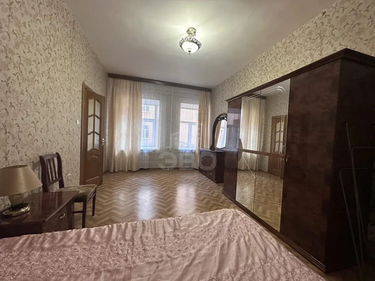 трехкомнатная квартира в Санкт-Петербурге по адресу: Гороховая ул., 31