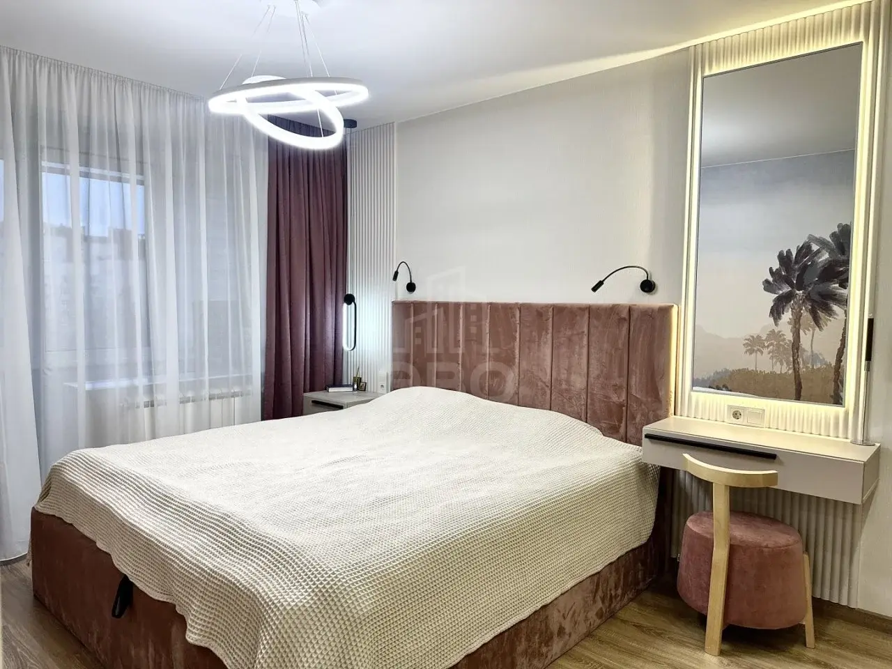 двухкомнатная квартира в Санкт-Петербурге по адресу: Королёва проспект, 46, к 3