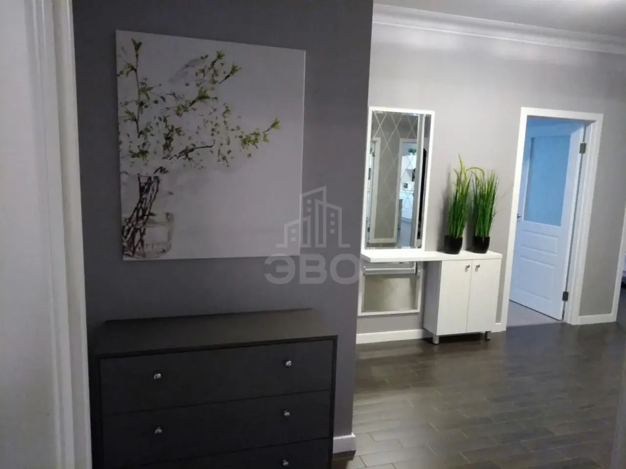 трехкомнатная квартира в Санкт-Петербурге по адресу: Красуцкого ул., 3