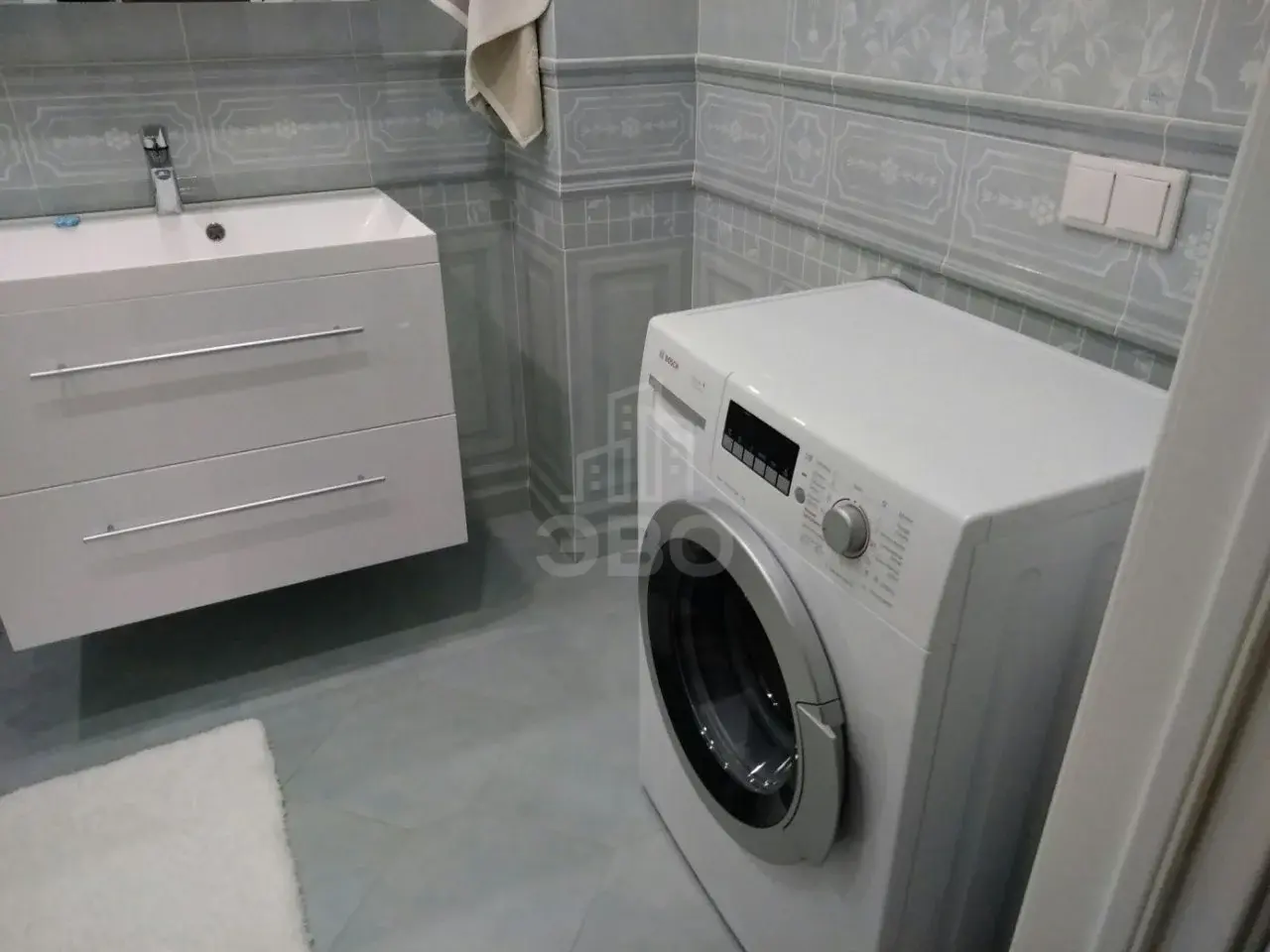 трехкомнатная квартира в Санкт-Петербурге по адресу: Красуцкого ул., 3