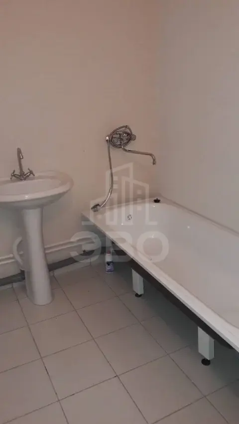 двухкомнатная квартира в Санкт-Петербурге по адресу: Крыленко ул., 1