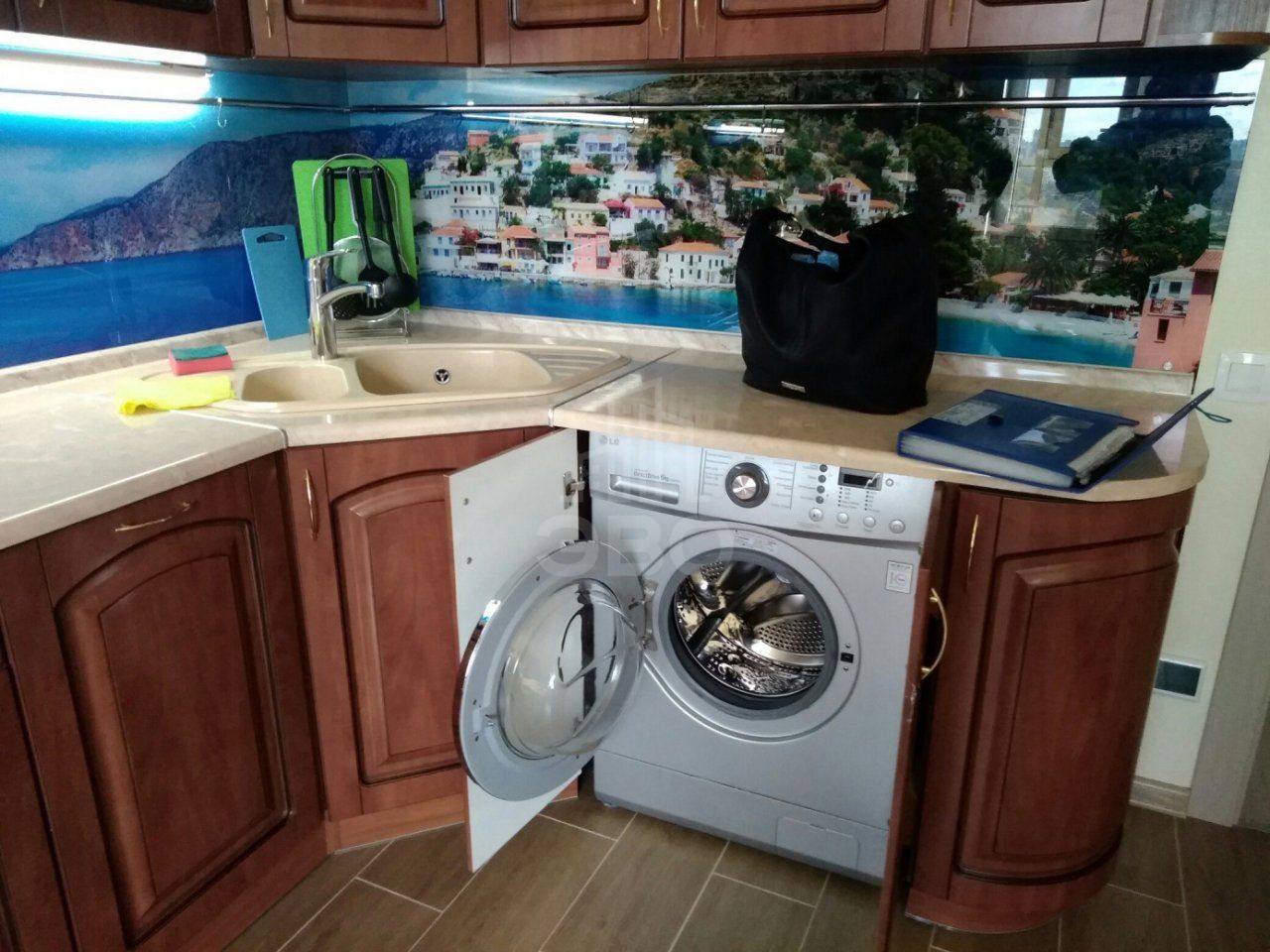 однокомнатная квартира в Санкт-Петербурге по адресу: Загребский б-р., 9