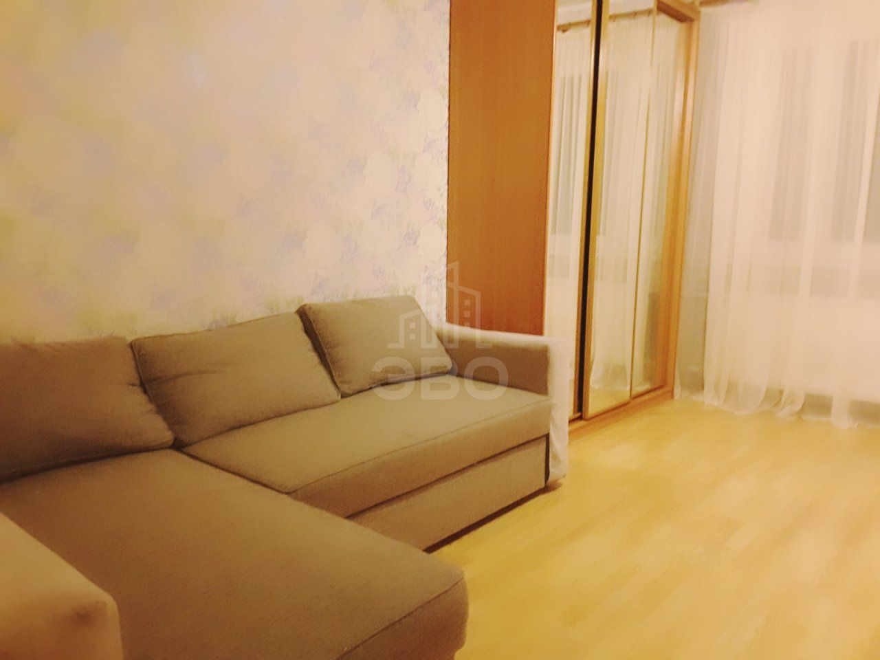 трехкомнатная квартира в Санкт-Петербурге по адресу: Богатырский проспект, 53, к 3