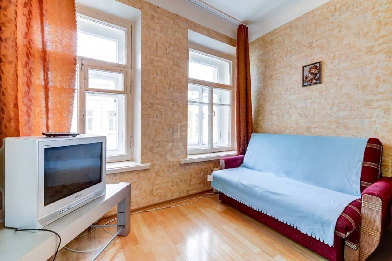 двухкомнатная квартира в Санкт-Петербурге по адресу: Спасский пер., 4