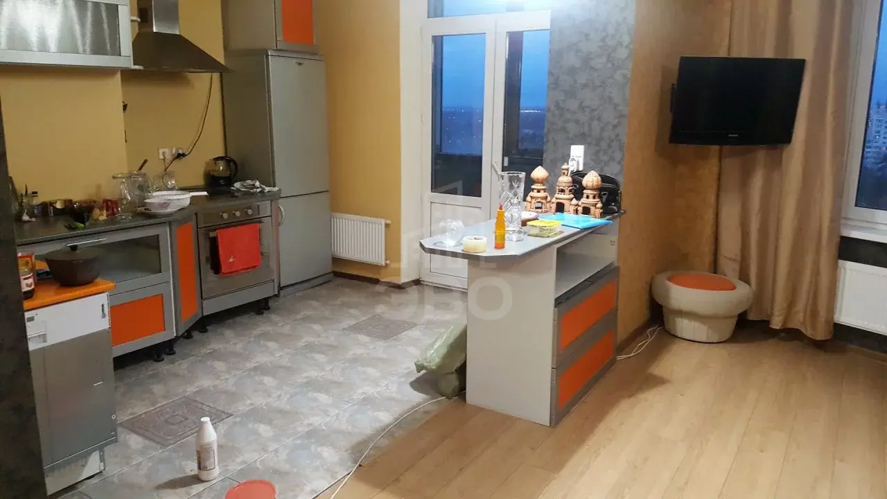 двухкомнатная квартира в Санкт-Петербурге по адресу: Энгельса пр-кт., 93