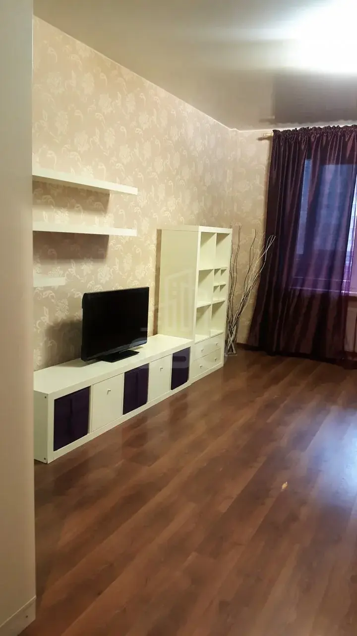 однокомнатная квартира в Санкт-Петербурге по адресу: Гжатская ул., 22, к.3