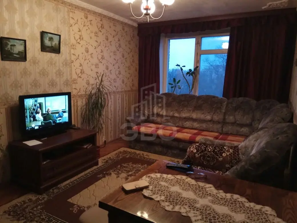 двухкомнатная квартира в Санкт-Петербурге по адресу: Славы пр-кт., 16