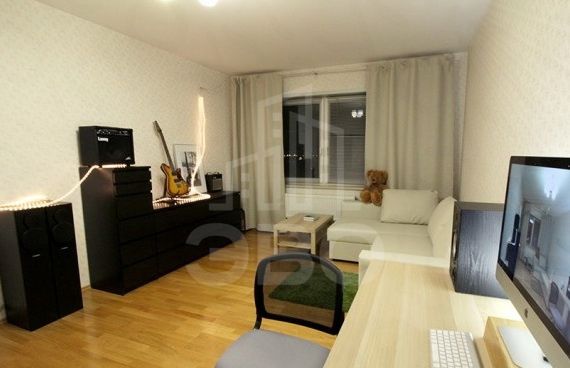 трехкомнатная квартира в Санкт-Петербурге по адресу: Науки пр-кт., 17, к.6