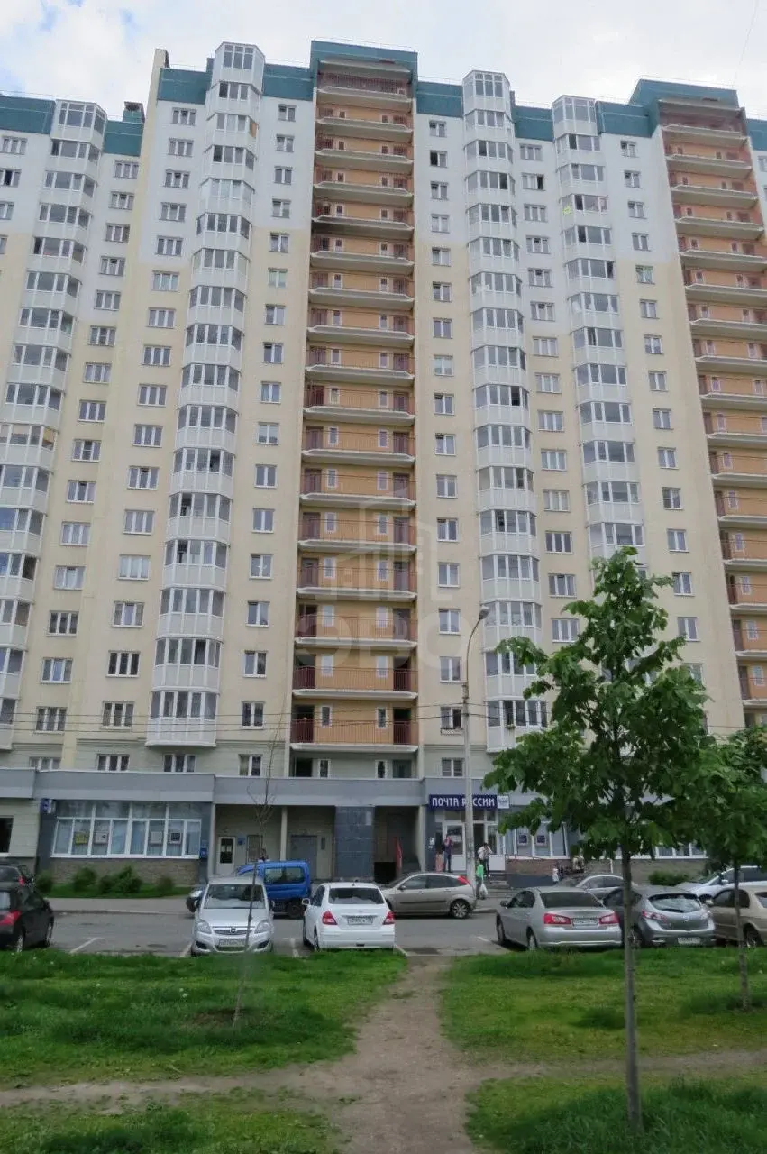 однокомнатная квартира в Санкт-Петербурге по адресу: Богатырский 50 к 1
