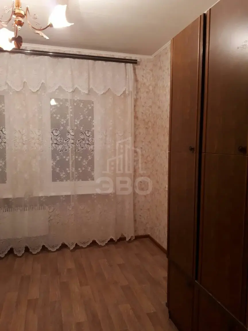 трехкомнатная квартира в Санкт-Петербурге по адресу: Петергофское ш., 84, к.3