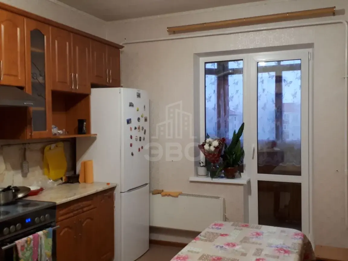 трехкомнатная квартира в Санкт-Петербурге по адресу: Петергофское ш., 84, к.3