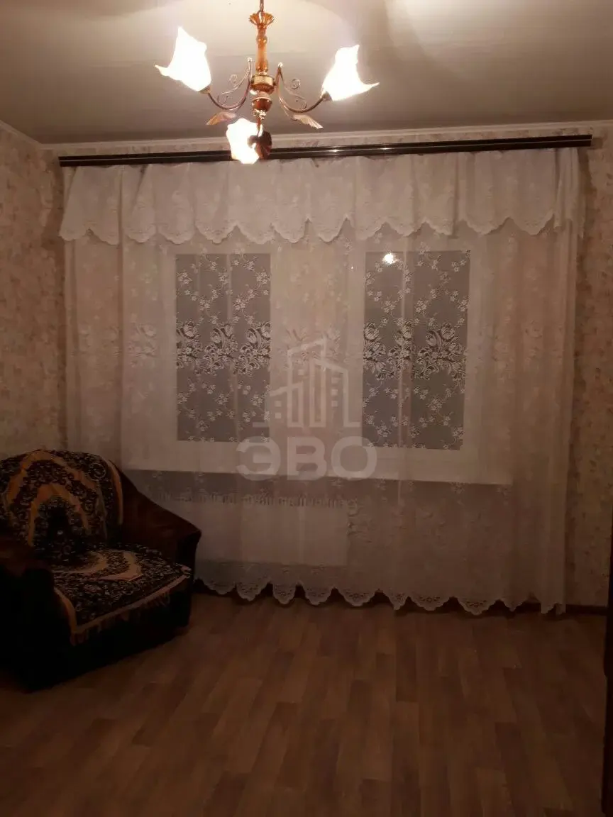 трехкомнатная квартира в Санкт-Петербурге по адресу: Петергофское ш., 84, к.3