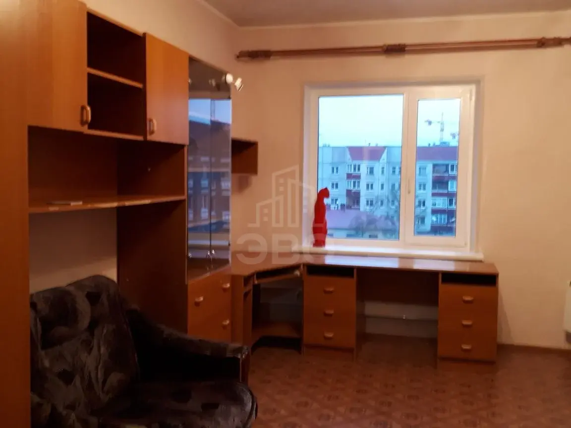 трехкомнатная квартира в Санкт-Петербурге по адресу: Петергофское ш., 84, к.3