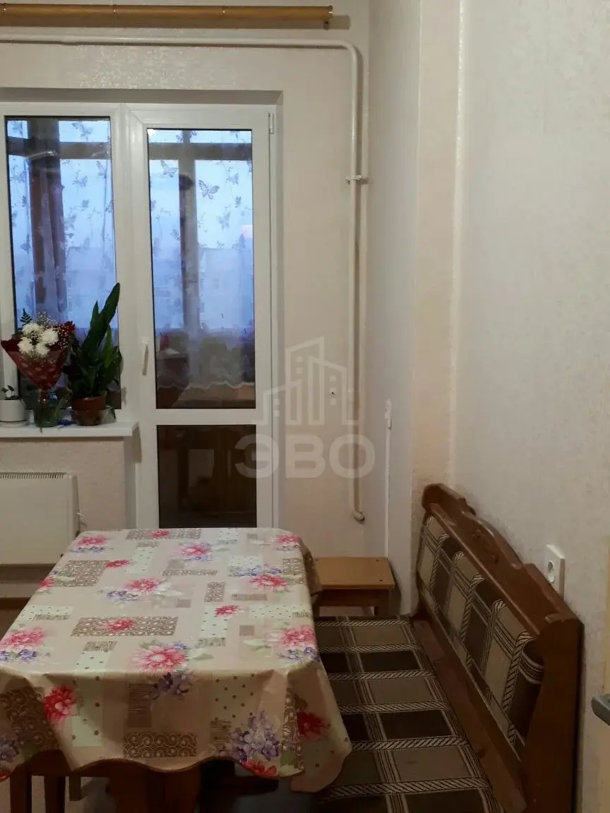 трехкомнатная квартира в Санкт-Петербурге по адресу: Петергофское ш., 84, к.3