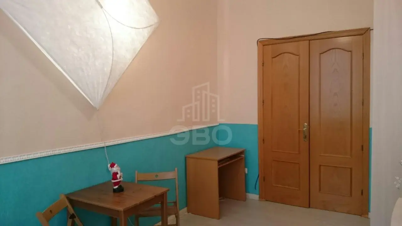 комната в Санкт-Петербурге по адресу: 14-я В.О. линия, 5