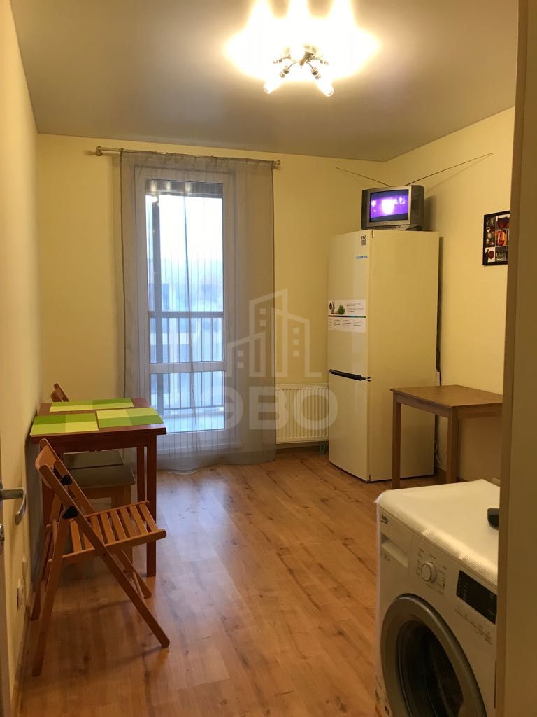 однокомнатная квартира в Санкт-Петербурге по адресу: Крыленко ул., 1, к.3