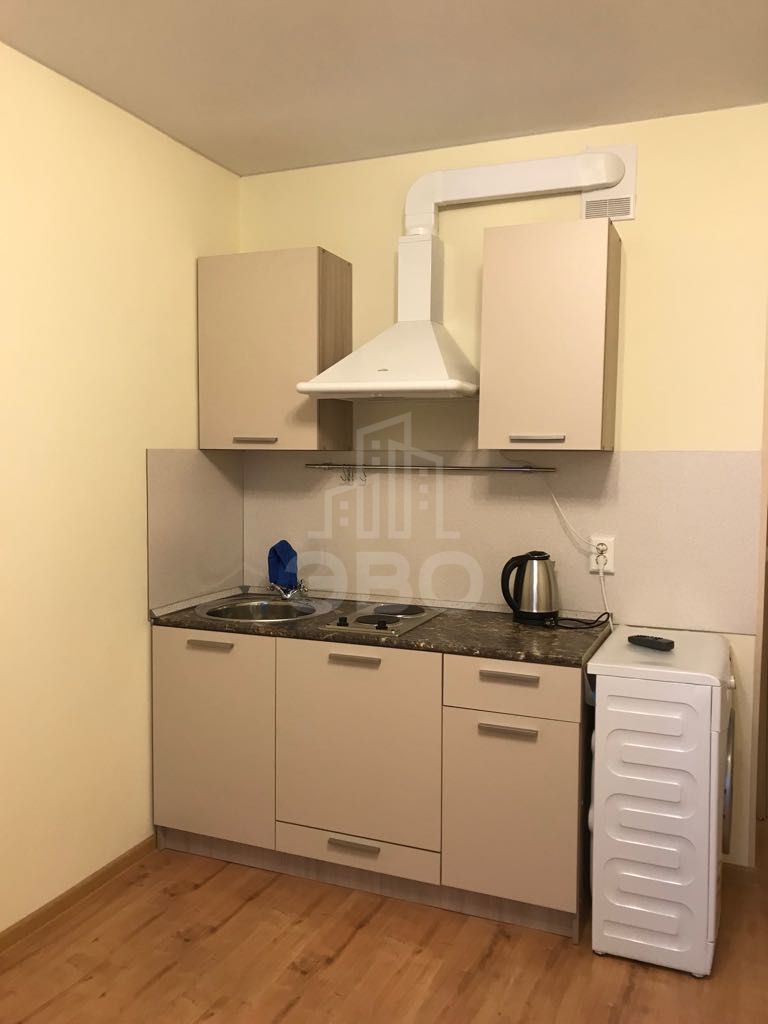 однокомнатная квартира в Санкт-Петербурге по адресу: Крыленко ул., 1, к.3