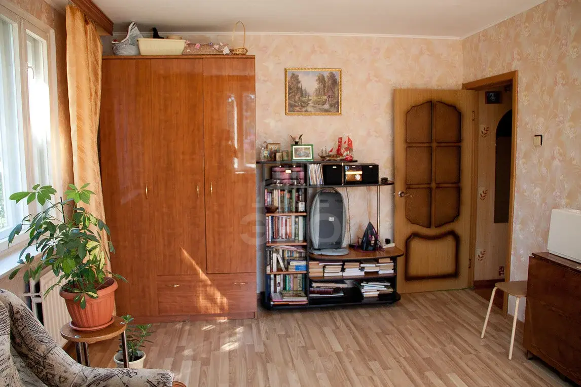 двухкомнатная квартира в Санкт-Петербурге по адресу: Купчинская ул., 30, к.1