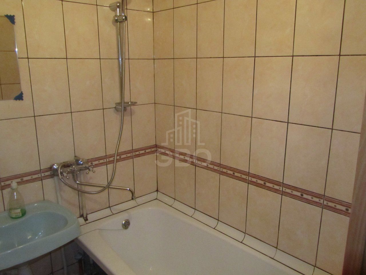 двухкомнатная квартира в Санкт-Петербурге по адресу: Светлановский пр-кт., 55