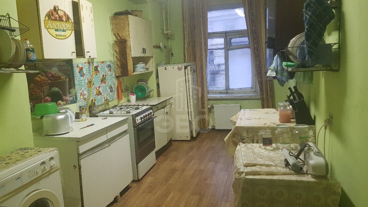 комната в Санкт-Петербурге по адресу: 8-я Советская ул., 10