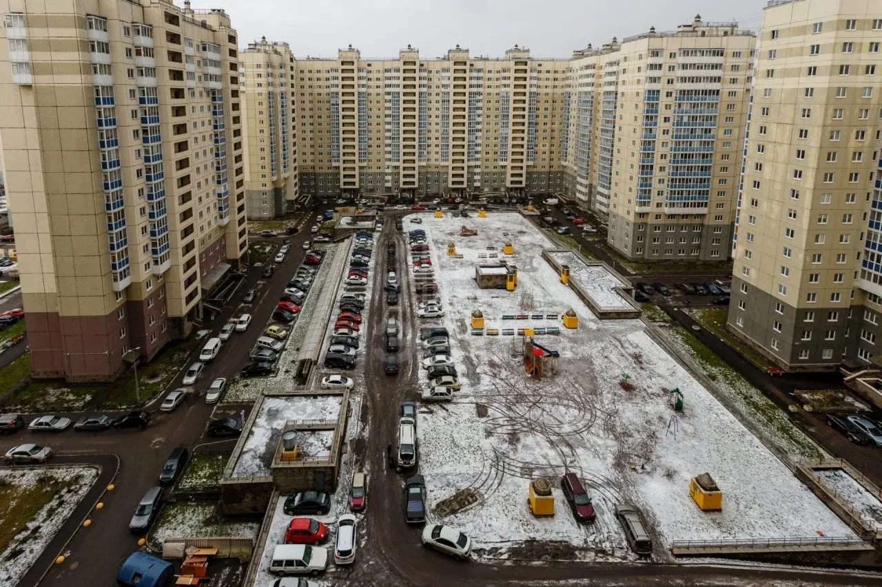 двухкомнатная квартира в Санкт-Петербурге по адресу: Героев пр-кт., 26, к.2