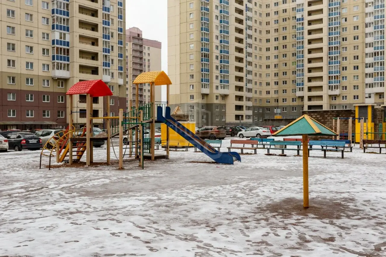 двухкомнатная квартира в Санкт-Петербурге по адресу: Героев пр-кт., 26, к.2