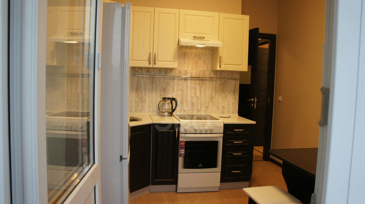 однокомнатная квартира в Санкт-Петербурге по адресу: Английская ул., 1