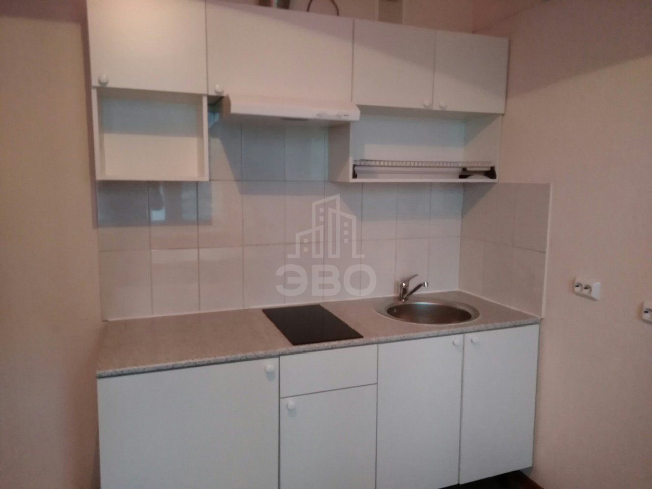 однокомнатная квартира в Санкт-Петербурге по адресу: Маршала Казакова ул., 84, к 1