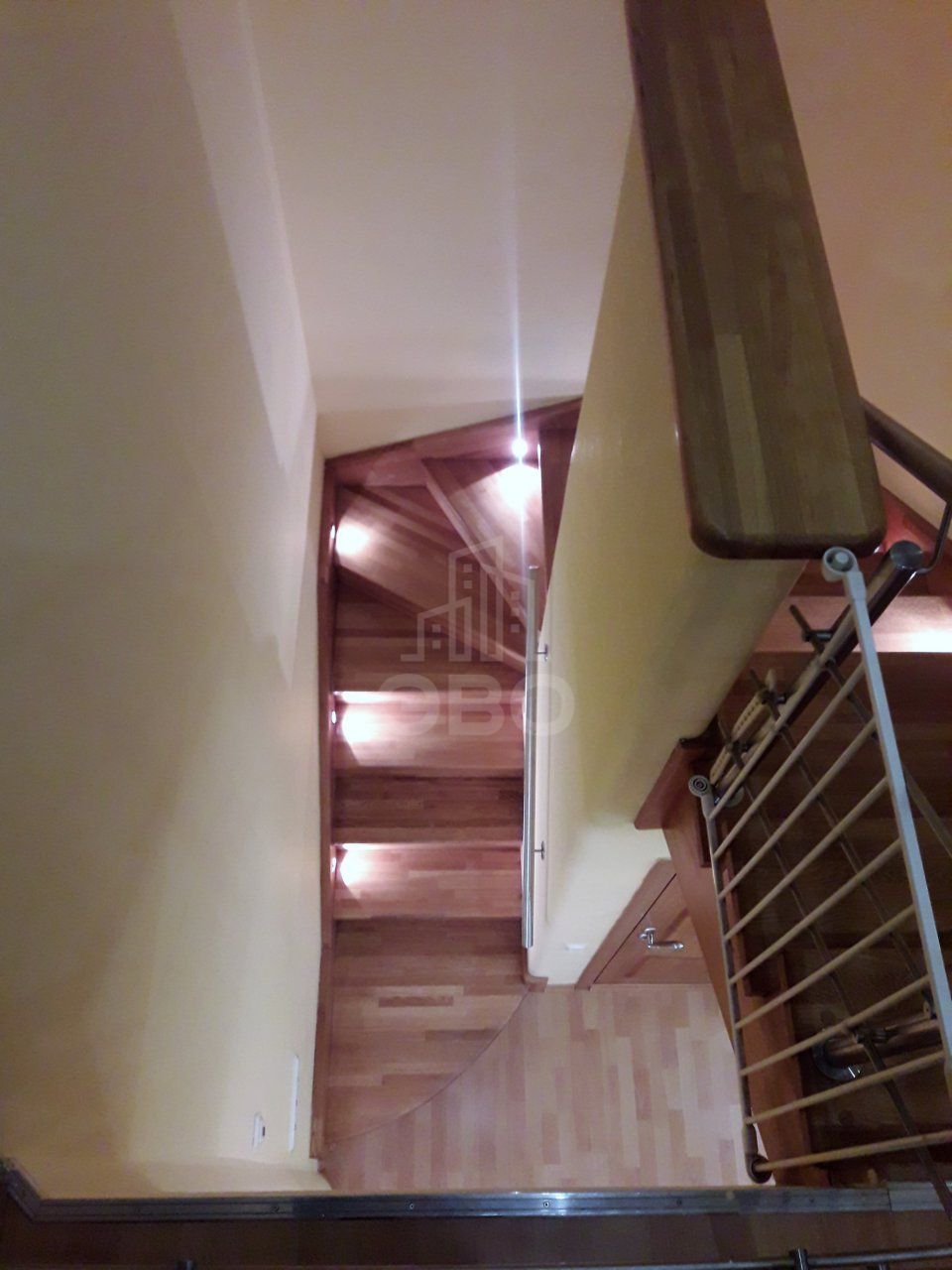 трехкомнатная квартира в Санкт-Петербурге по адресу: Константиновский проспект, 26