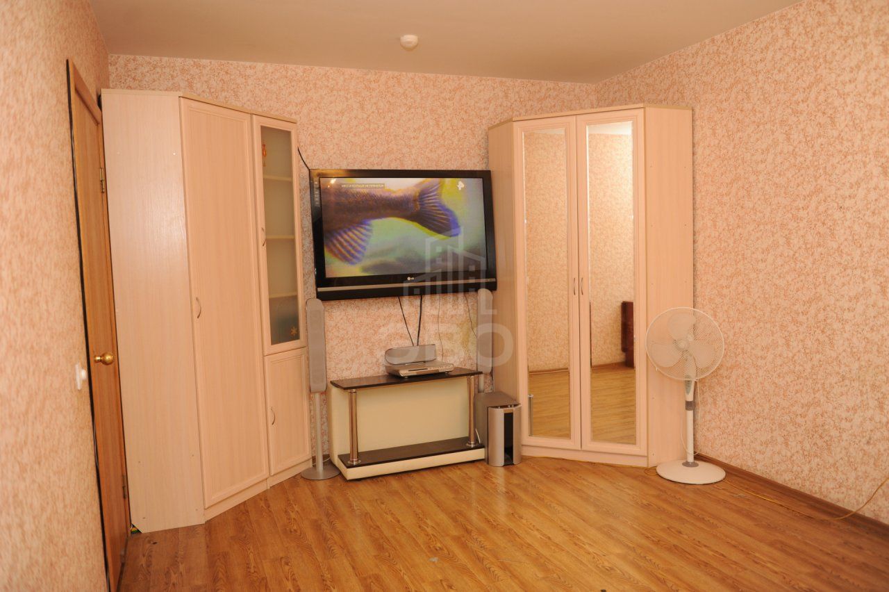 однокомнатная квартира в Санкт-Петербурге по адресу: Оптиков ул., 52, к.2