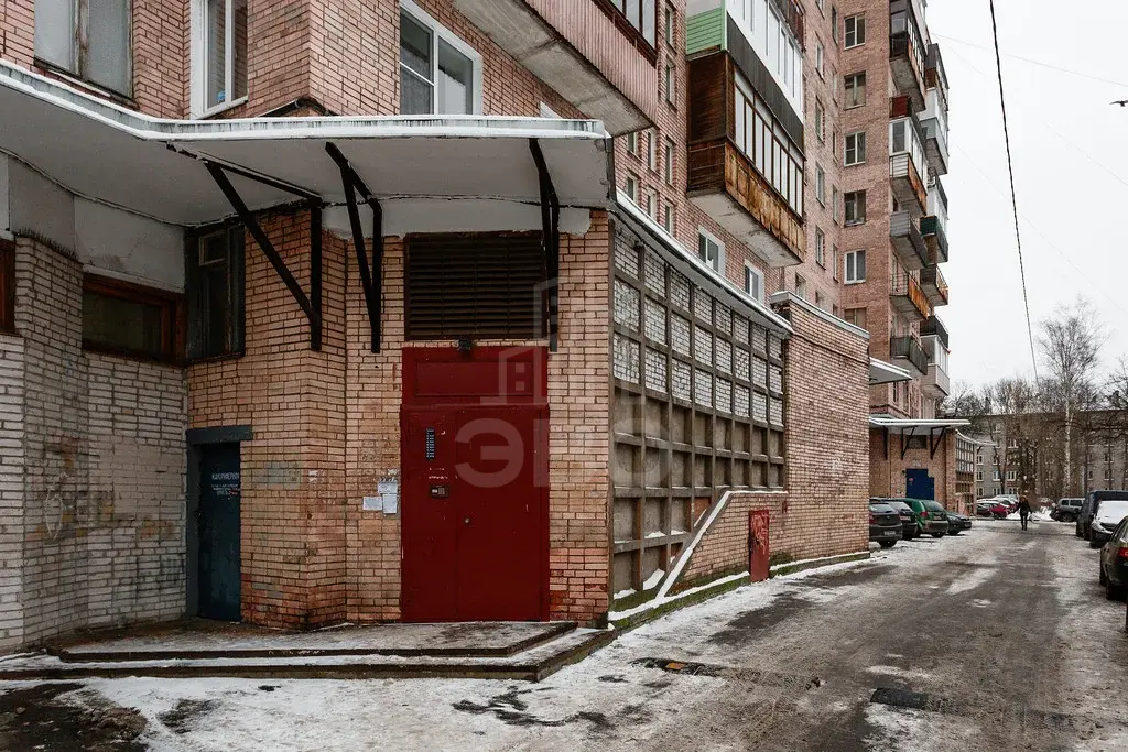 однокомнатная квартира в Санкт-Петербурге по адресу: Новоизмайловский пр-кт., 4
