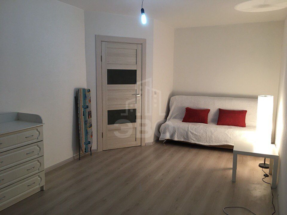 однокомнатная квартира в Санкт-Петербурге по адресу: Кушелевская дор., 7, к.6